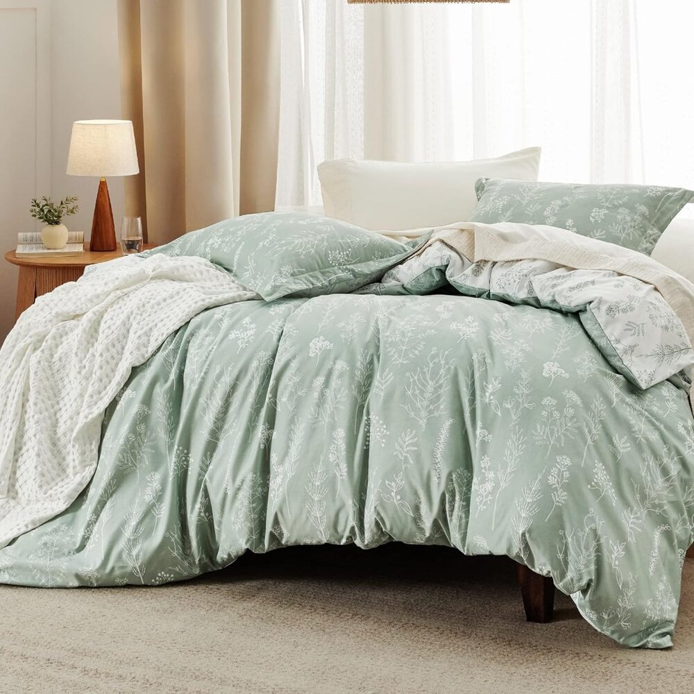 Bedsure Queen Comforter Set - Sage Green Bed Set, 3 Pieces Cute Floral Bedding, - Picture 6 of 6